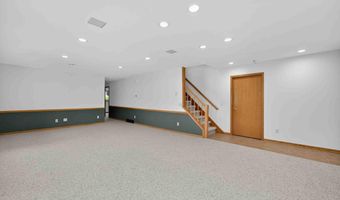 5574 Bantry Ln, Fitchburg, WI 53711