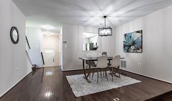 7910 PEYTON FOREST Trl, Annandale, VA 22003