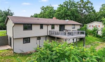 11 Windswept Dr, Arnold, MO 63010