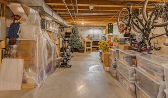 96 Fairway Dr 1, Ashland, NH 03217