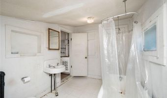391 Duke St, St. Paul, MN 55102