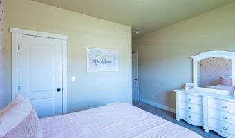 3540 SARATOGA St, Cheyenne, WY 82001