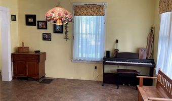 1605 E 46th St, Ashtabula, OH 44004