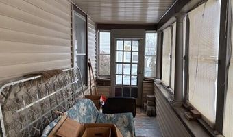 27 Dexter St, Bangor, ME 04401