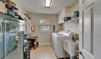 907 GOLF ISLAND Dr, Apollo Beach, FL 33572
