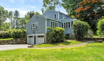 15 Thoreau Rd, Acton, MA 01720