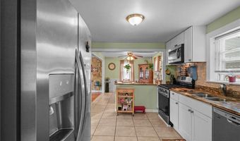 34 Aldrich Ave, Cranston, RI 02920