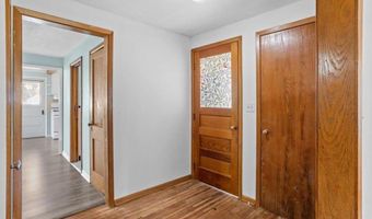 2114 5th Ave NE, Austin, MN 55912