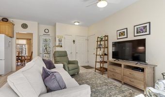 15 Pheasant Ln 15, Bedford, MA 01730