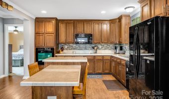 14 Phoenix Cir, Alexander, NC 28701