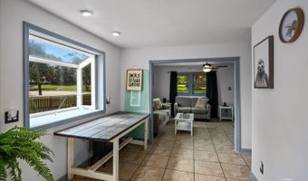 1527 N Harrison St, Algonquin, IL 60102