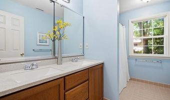 1212 MARIETTA Dr, Ambler, PA 19002