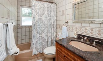 114 Hilldale Rd, Albertson, NY 11507