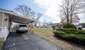 7 Lane D Dr, Coventry, RI 02816