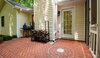 165 Spring Lake Dr, Athens, GA 30605