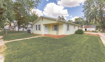 834 S A St, Arkansas City, KS 67005