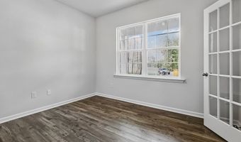 1049 Misty Creek Dr, Aberdeen, NC 28315