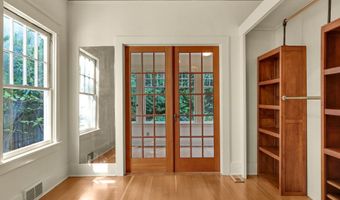 1925 IRVING Ave, Astoria, OR 97103