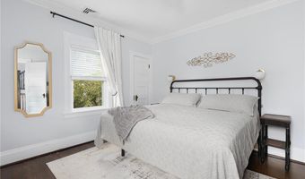 157 Arnold Ave, Cranston, RI 02905