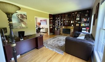355 Oregon Rd, Cheshire, CT 06410