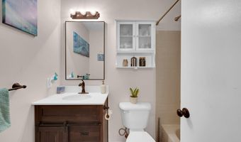 5 Shearwater Holw 5, Bayville, NJ 08721
