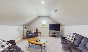 870 Legacy Rdg, Algonquin, IL 60102
