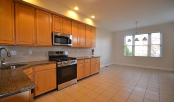 105 BOLTON Ct 156, Ambler, PA 19002