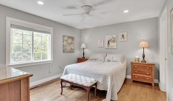 15 Spinney St 1, Boston, MA 02132