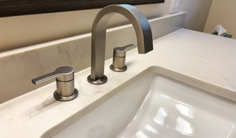 74 S RIDGEVIEW E, Bountiful, UT 84010