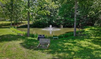 239 Back Nine Dr, Baneberry, TN 37890