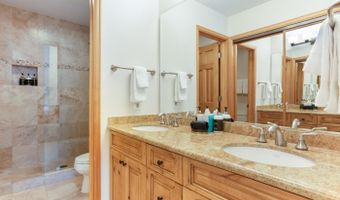 15 Highlands Ln 406, Beaver Creek, CO 81620