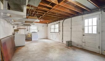 306 N MADISON St, Arlington, VA 22203