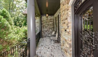 2210 Spalding Dr, Atlanta, GA 30350