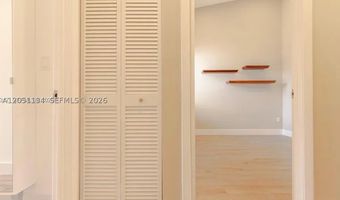 3525 Magellan Cir 626, Aventura, FL 33180