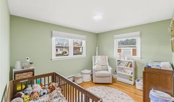 31 Charles St, North Kingstown, RI 02852