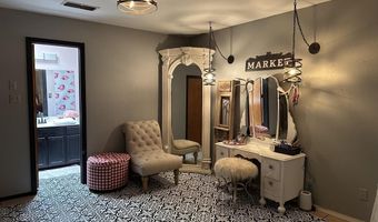 1905 Villa Dr, Artesia, NM 88210