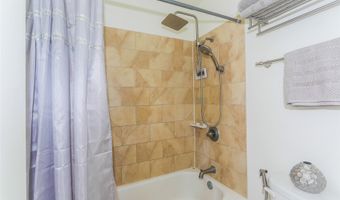 98-1038 Moanalua Rd 1905, Aiea, HI 96701