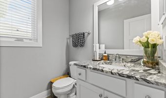 1704 NW Ridge Rd, Ankeny, IA 50023