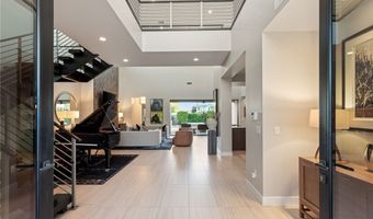 38 Moonfire Dr, Las Vegas, NV 89135