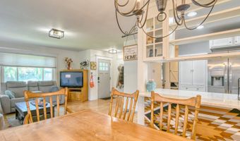 424 E DARWIN St, Athena, OR 97813