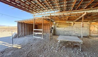 400 N Smiling Dog Trl, Terlingua, TX 79830