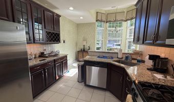 9 Delray Ln, Absecon, NJ 08201