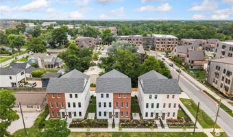 349 SE 4th St, Bentonville, AR 72712
