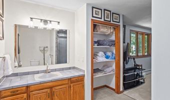 515 Williams Crossing Rd, Coventry, RI 02816