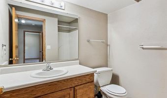 667 Andy Ct, North Liberty, IA 52317