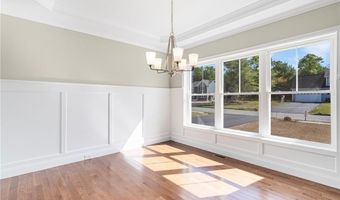 28 Cassidy Trl, Coventry, RI 02816