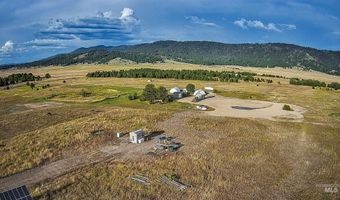 101 Sixty Ln, Cascade, ID 83611