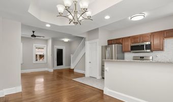 794 N GRANTLEY St, Baltimore, MD 21229