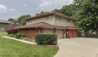1640 Ridge Hill Ln, Indianapolis, IN 46217