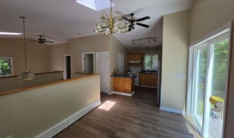 1890 Franklin Pierce Hwy, Barrington, NH 03825